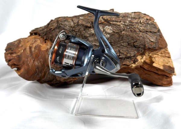 Shimano Nasci FD C2000S Spinnrolle