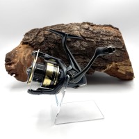 Shimano Ultegra FD 2500 Stationärrolle Spinning Frontbremse Shimano Ultegra FD 2500 Stationärrolle Spinning Frontbremse