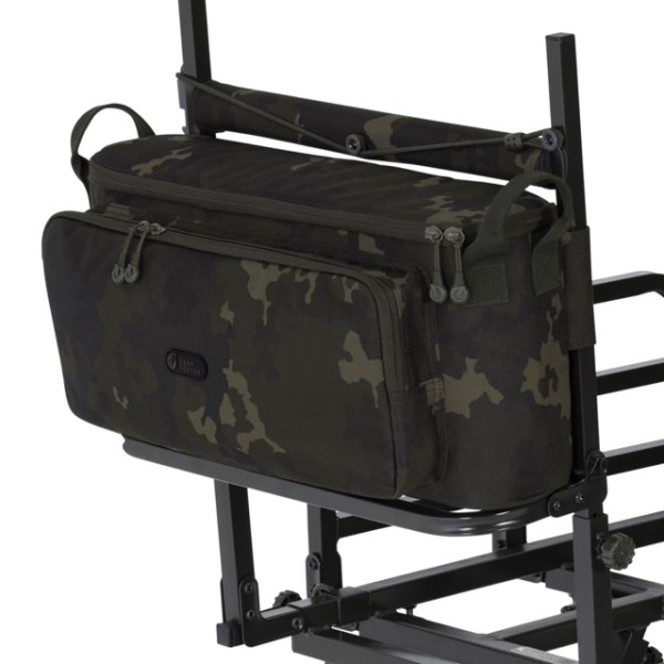 Carp Porter Small Front Barrow Bag Dark Kamo Kompakte Fronttasche