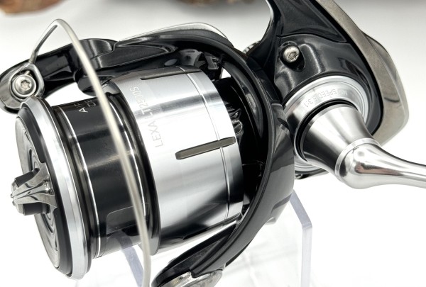 Daiwa 23 Lexa LT2500S AIRDRIVE Design SALE