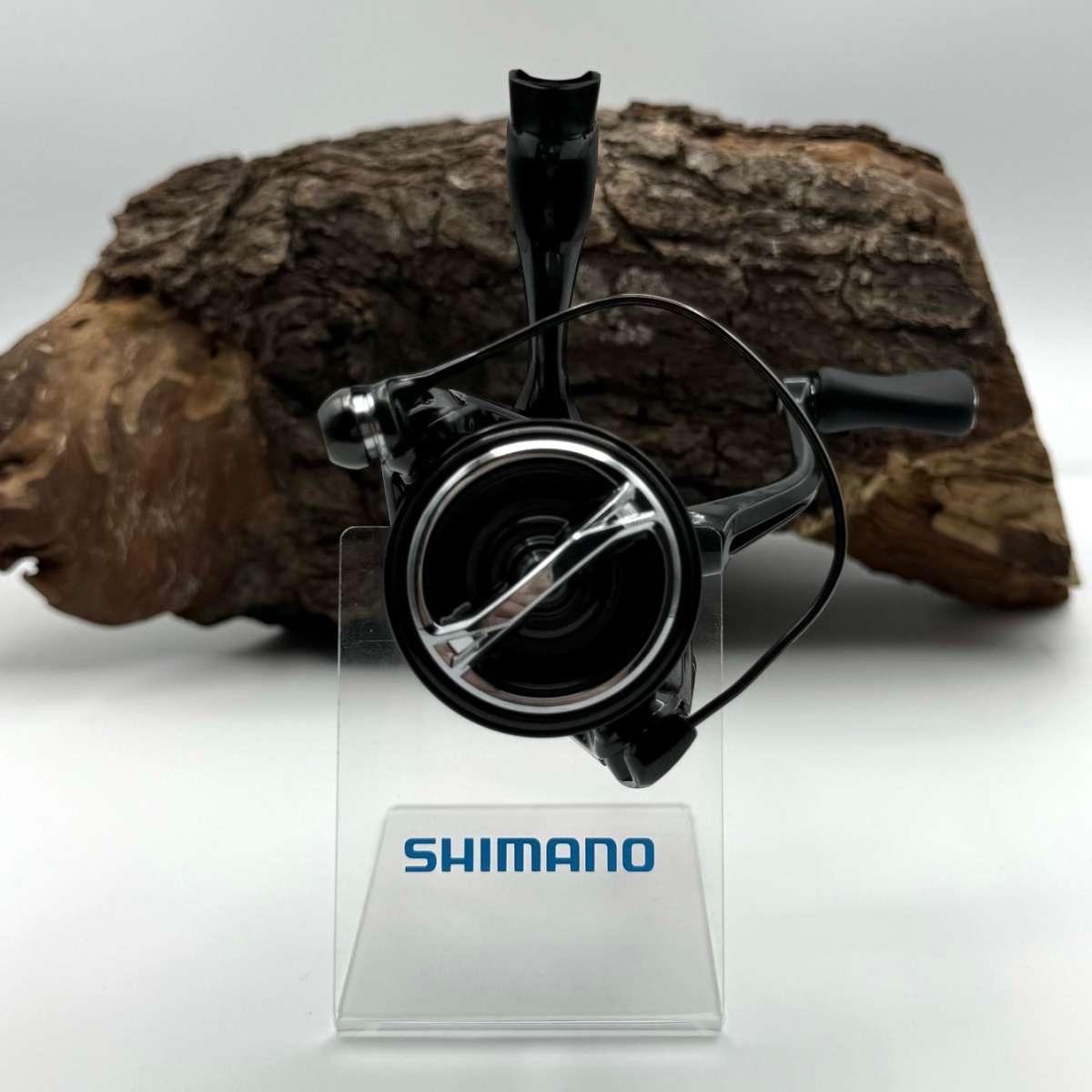 リール Shimano Vanquish 2500HGS Shimano Vanquish C2500S HG FB 105m/0,18mm - 6,0:1 - 155g