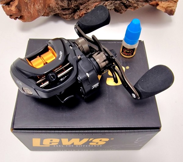 Team Lew’s Pro SP Skipping And Pitching SLP Left Hand Baitcasting Reel 8,3:1