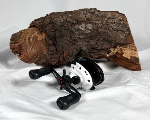 Abu Garcia Max5PROLP-L Low Profile 7.5:1 Baitcastrolle Linkshand