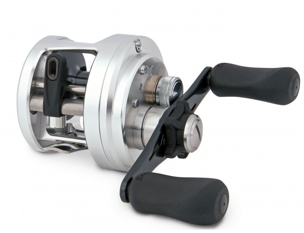 Shimano Calcutta 201 D Linkshand LH Baitcast Rolle Multirolle Hagane Body