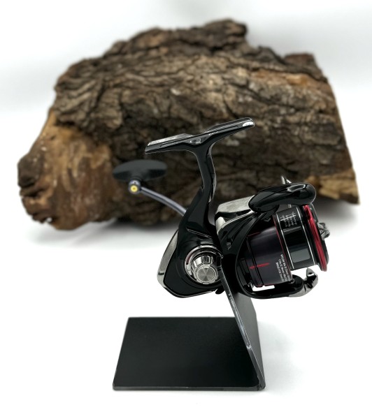 Daiwa 23 Fuego LT 3000-CXH