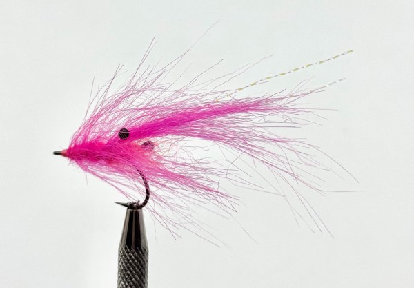 Seatrout Fur Schrimp Magenta Handgebunden Meerforellenfliege Springerfliege