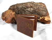 Delphin CARP Outline Ledergeldbörse mit Karpfenmotiv